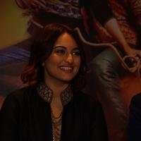 Sonakshi Sinha - Arjun Kapoor and Sonakshi Sinha at Tevar Movie Press Meet Photos | Picture 914284