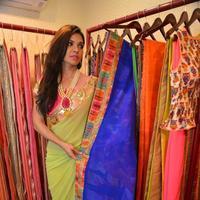 Pinky Roshan & Geeta Basra at Ushma Vaidya Festive Collection Photos | Picture 843811