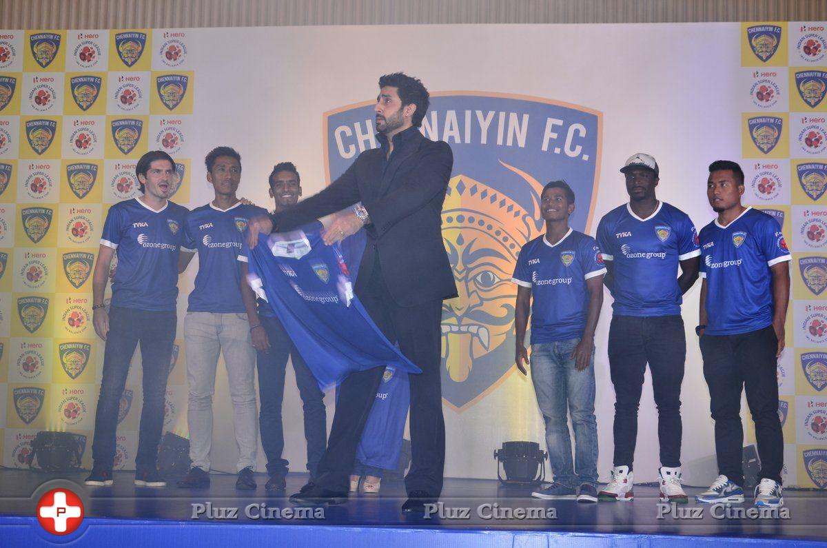 Abhishek Bachchan introduces ISL Chennaiyin FC team Photos | Picture 845343