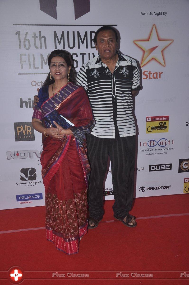 Aamir Khan, Parineeti & Anushka Sharma at Mumbai Film Festival Closing Ceremony Photos | Picture 850649