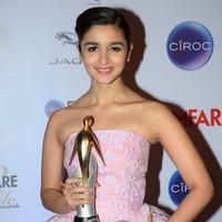 Alia Bhatt - Bolly Celebs at Ciroc Filmfare Glamour and Style Awards Stills | Picture 976061