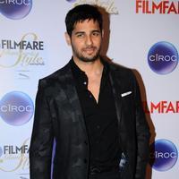 Sidharth Malhotra - Bolly Celebs at Ciroc Filmfare Glamour and Style Awards Stills | Picture 976096