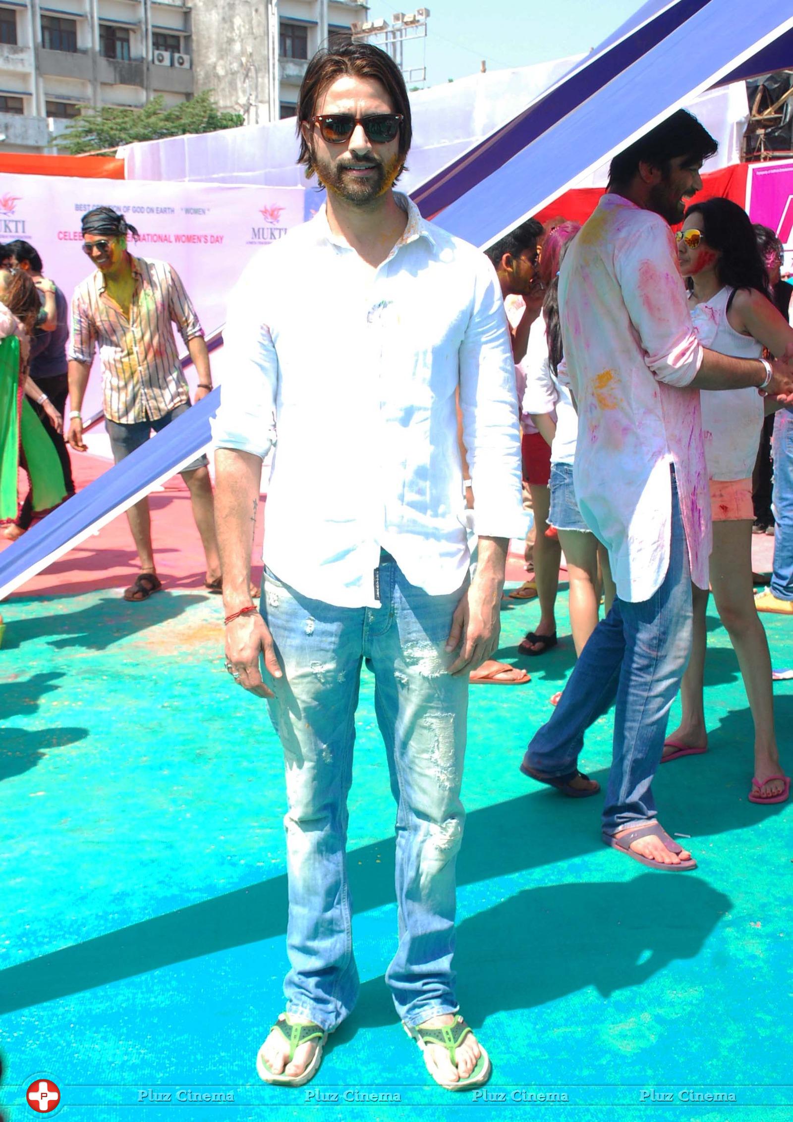 Celebrities at Plus91 Holi Reloaded 2015 Stills | Picture 983025