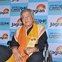 Shashi Kapoor - Shashi Kapoor and Amy Jackson at 6th Jagran Film Festival Photos | Picture 1130585