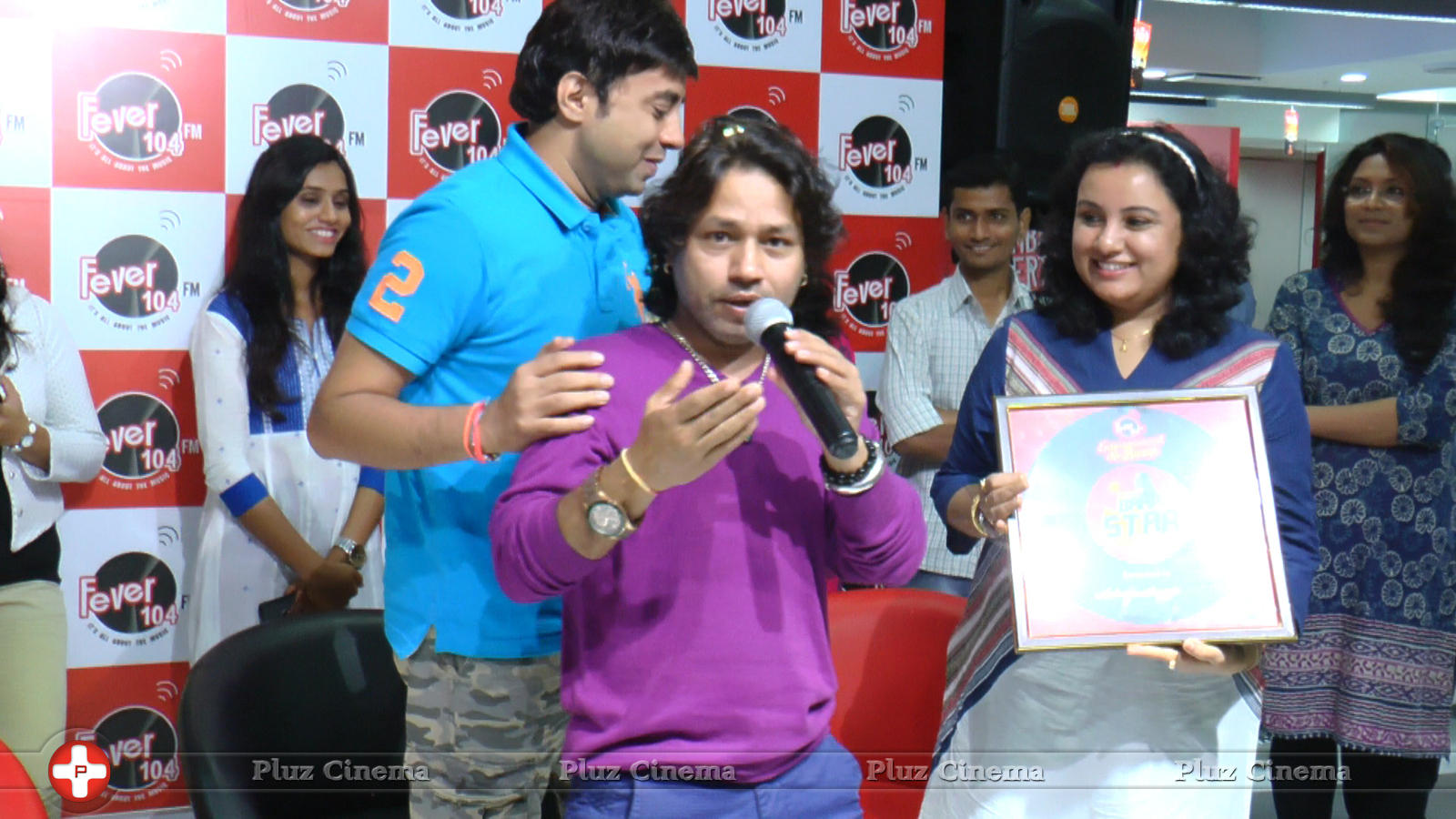 Kailash Kher - Kailash kher Announces The Winner Of The Fever Baap Star Stills | Picture 1112866