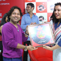Kailash Kher - Kailash kher Announces The Winner Of The Fever Baap Star Stills