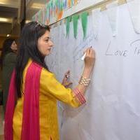 Bhagyashree Inaugurated The Juhu Organic Farmer's Market At Jamnabai Narsee School | Picture 1385196