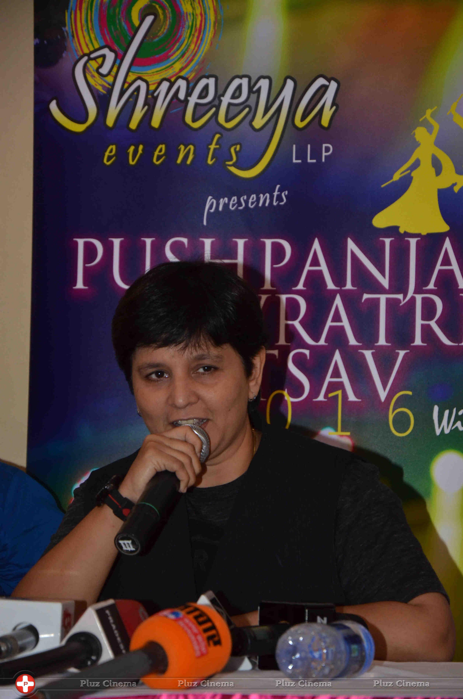 Falguni Pathak New Stills | Picture 1363538