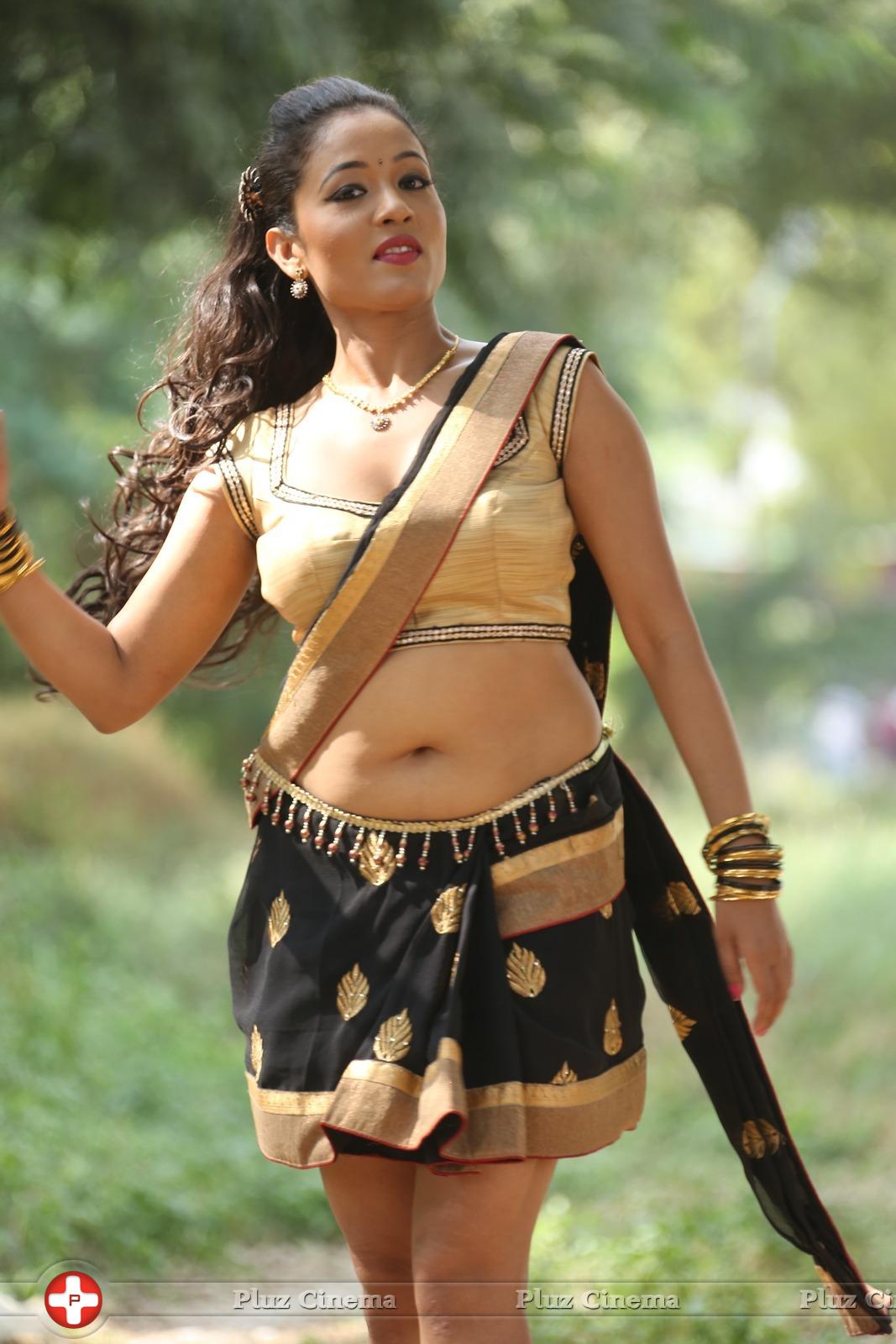 Agnes Sonkar at Red Alert Movie On Location Photos | Picture 908098