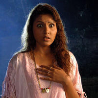 Madhu Shalini - Madhu Shalini's Kalpana Guest House Movie Photos | Picture 918930