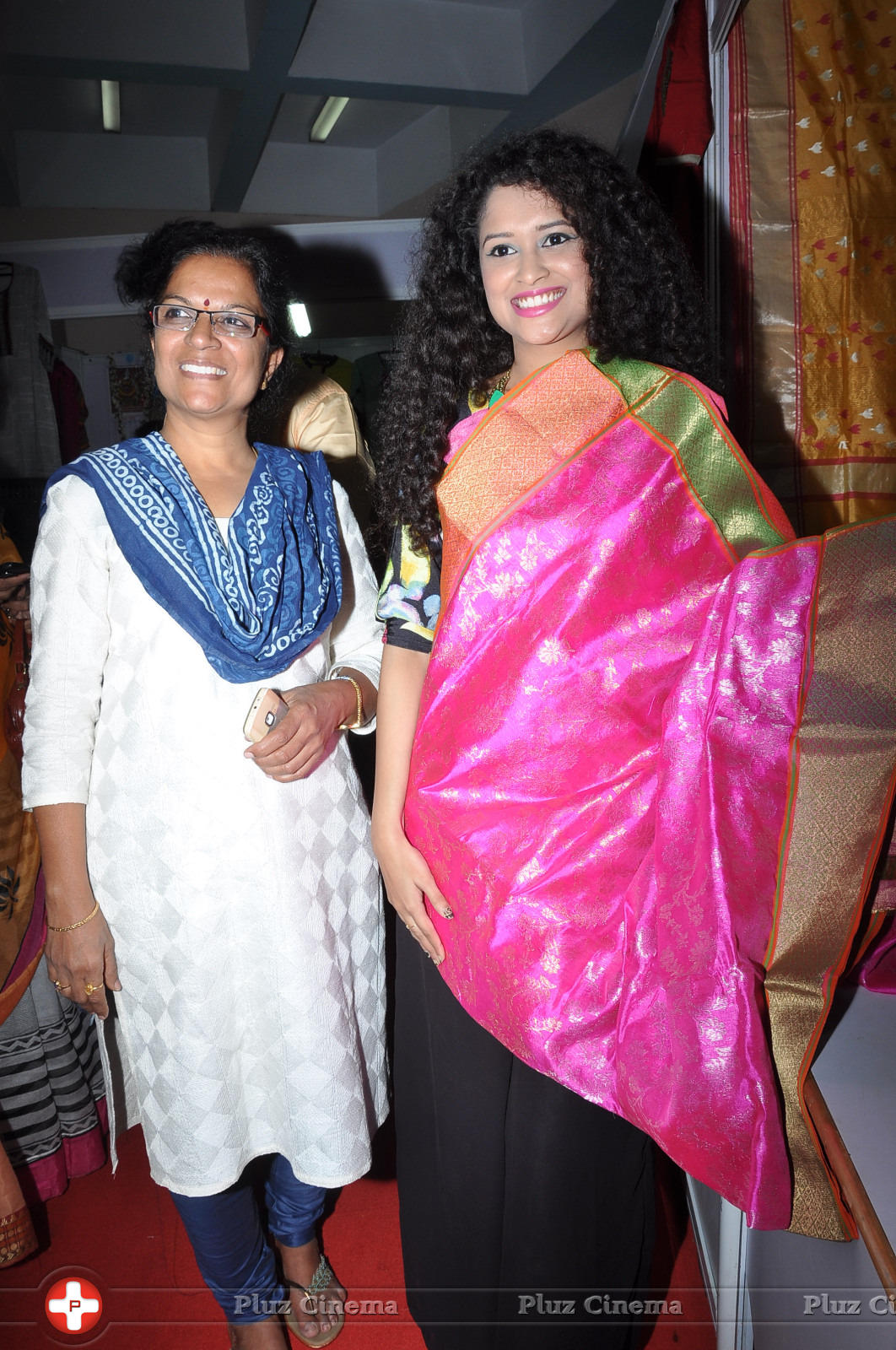Soumya Sukumar Inaugurates Vivanyas handloom Silks and Cottons Expo Stills | Picture 918940