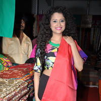 Soumya Sukumar - Soumya Sukumar Inaugurates Vivanyas handloom Silks and Cottons Expo Stills | Picture 918945