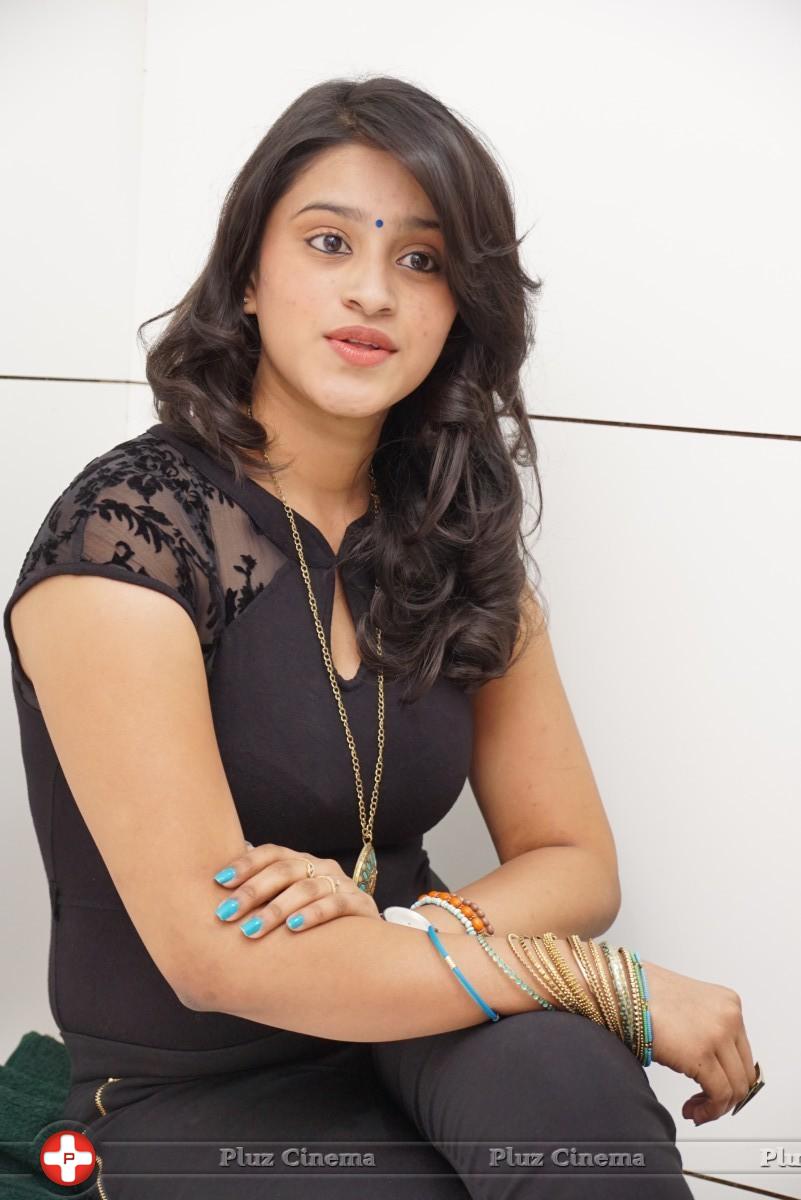 Priya Anduluri at Naturals Hair and Beauty Salon Launch Stills | Picture 921428
