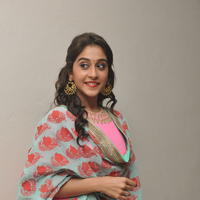 Regina Cassandra Cute Stills | Picture 922060