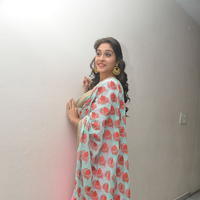 Regina Cassandra Cute Stills | Picture 922105