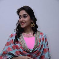 Regina Cassandra Cute Stills | Picture 922158