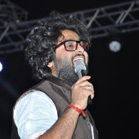 Arijit Singh - Arijit Singh steal Hyderabadis hearts with his Magical Voice Stills | Picture 921937