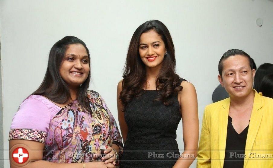 Shubra Aiyappa at SIRO Makeup and Hair Style Studio Launch Photos | Picture 885980