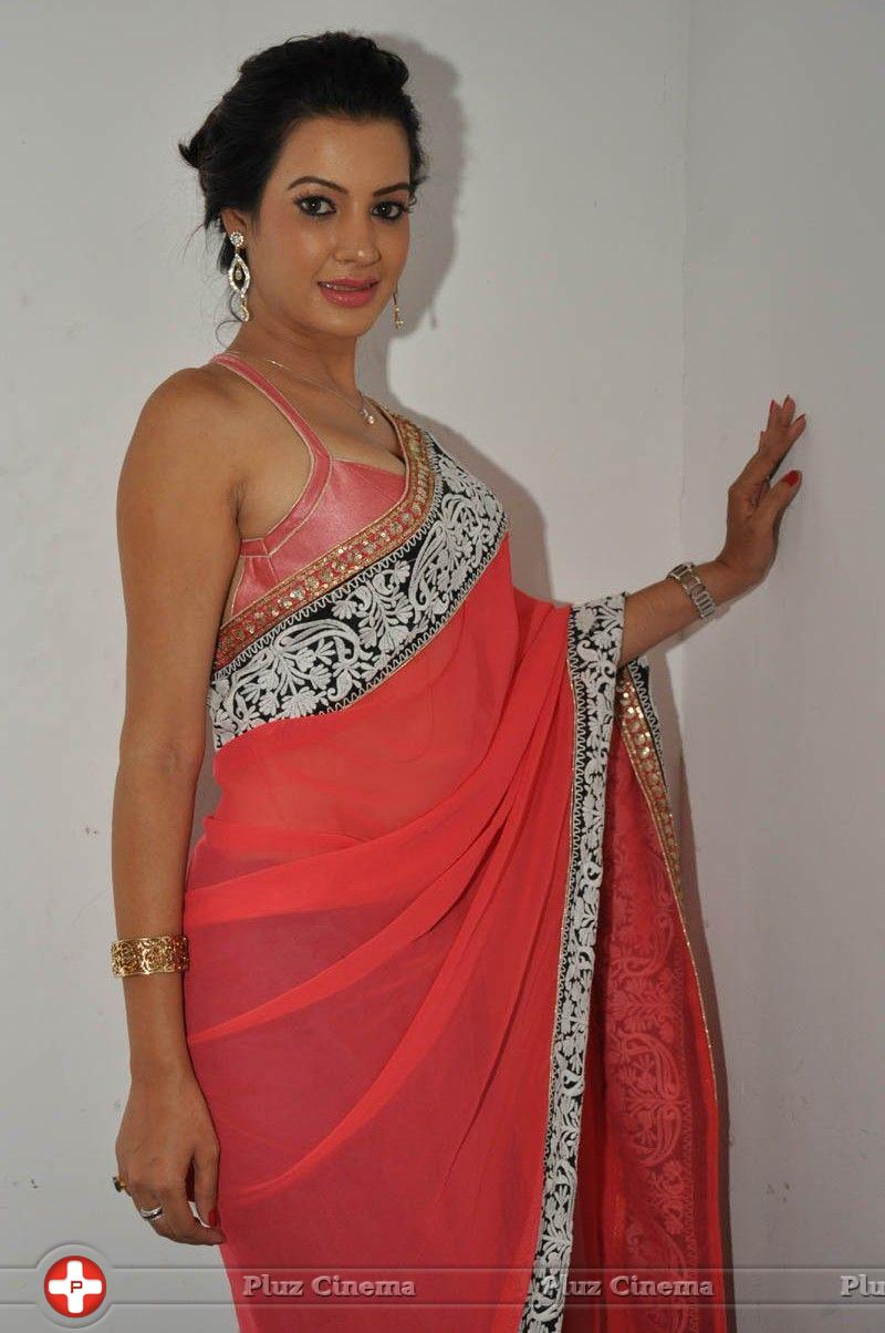 Deeksha Panth at Oka Laila Kosam Audio Launch Photos | Picture 846342