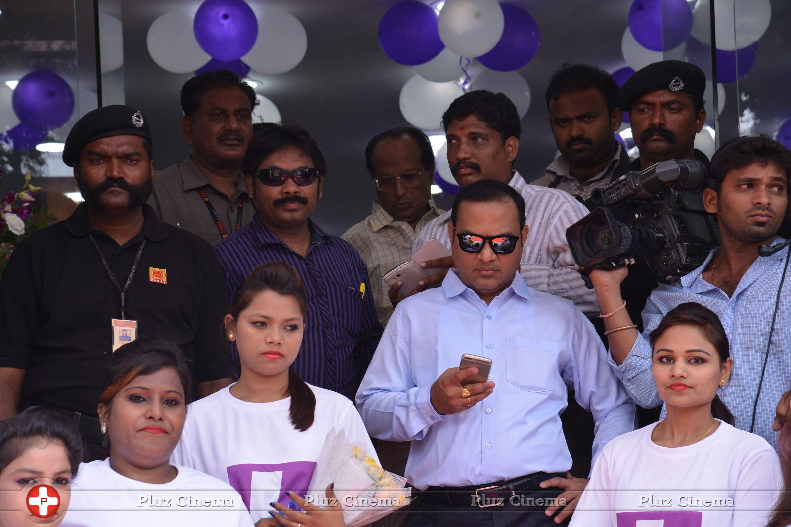 Allu Arjun Launches Lot Mobiles at Vijayawada | Picture 849569
