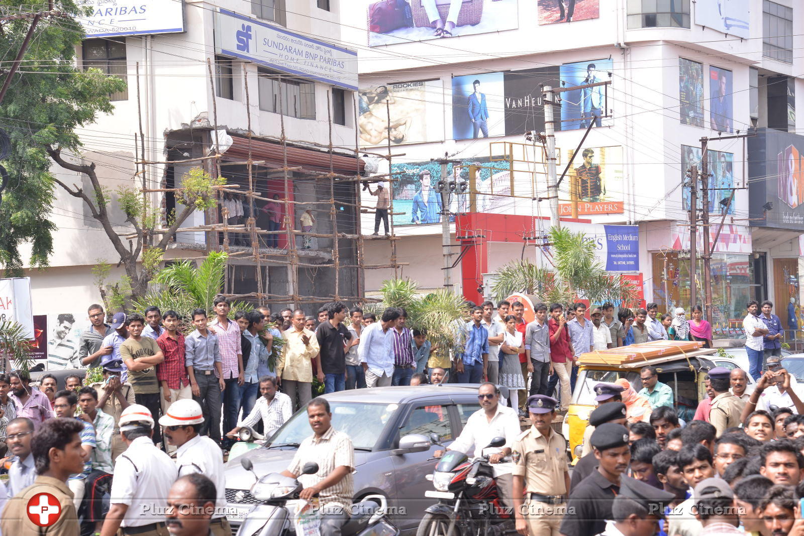 Allu Arjun Launches Lot Mobiles at Vijayawada | Picture 849590
