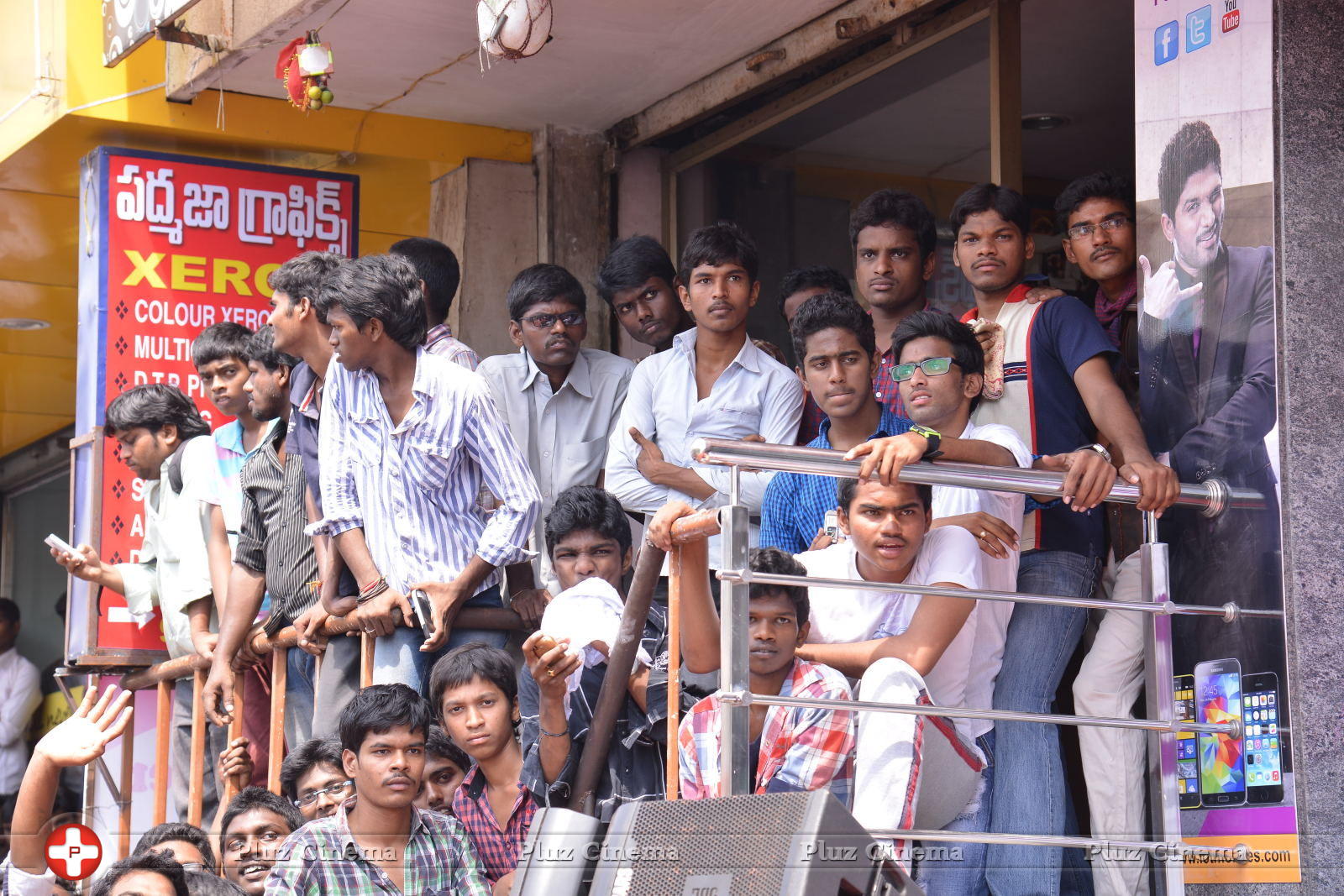 Allu Arjun Launches Lot Mobiles at Vijayawada | Picture 849597