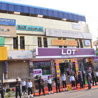 Allu Arjun Launches Lot Mobiles at Vijayawada | Picture 849629
