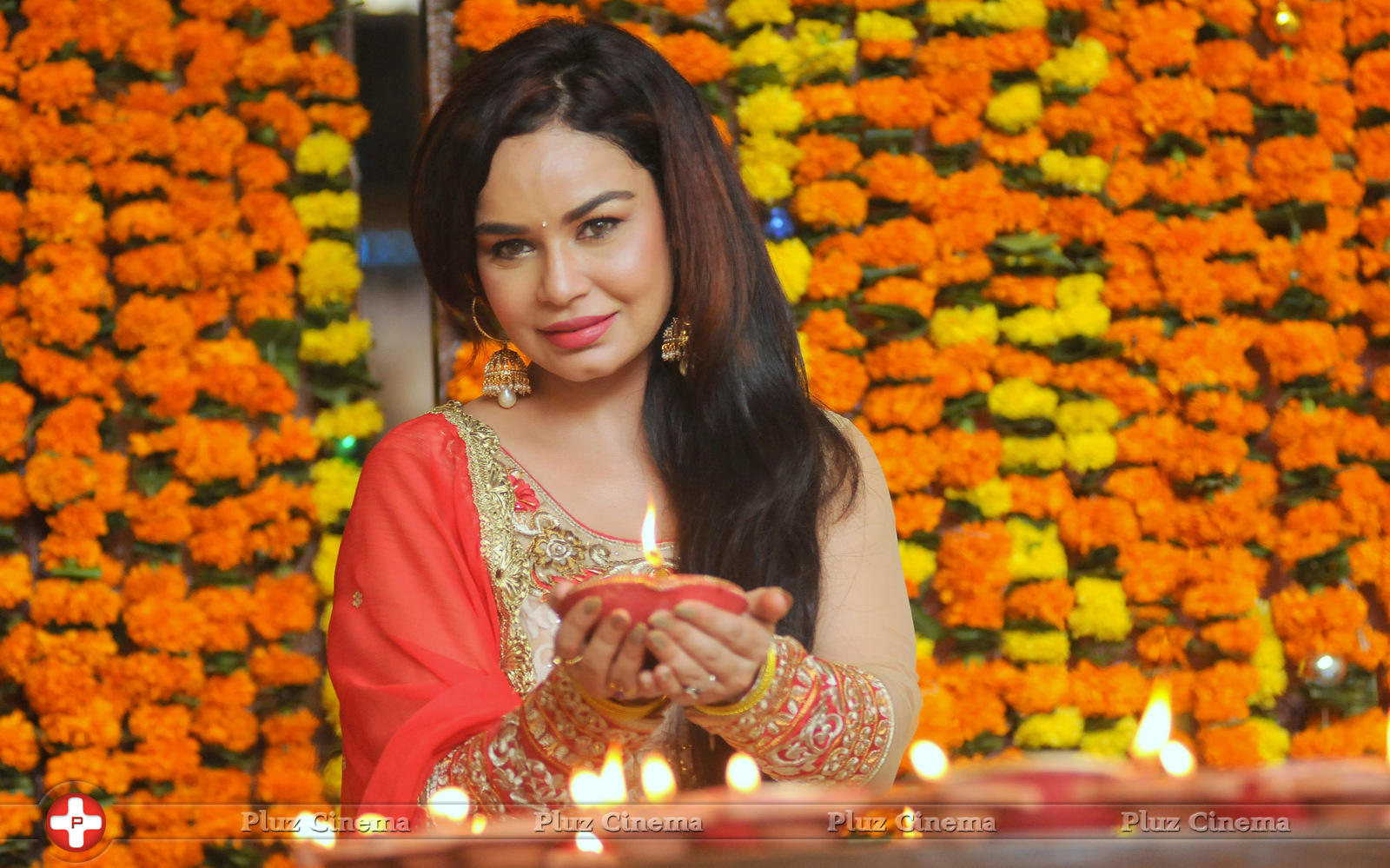 Kavita Verma Diwali Photoshoot Stills | Picture 850289