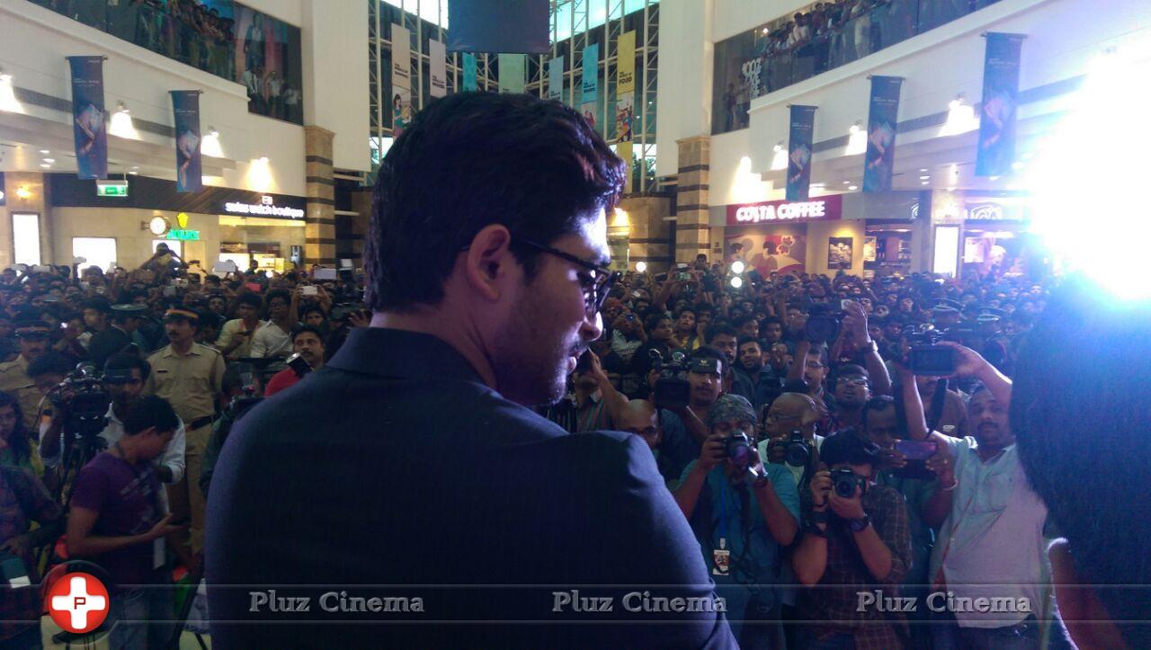 Allu Arjun - Son of Satyamurthy Promotional Event at Lulu Mall | Picture 1019216