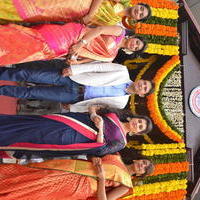 Archana - Archana Launches Srinivasa Textiles Photos | Picture 1088432