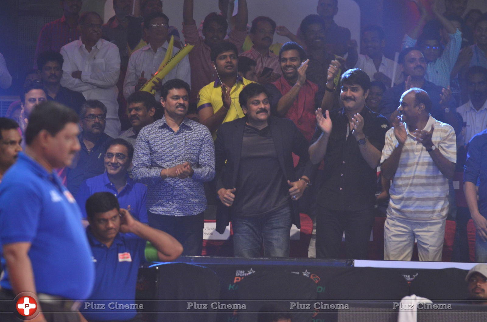 Chiranjeevi and Abhishek Bachchan at PRO Kabaddi Match Photos | Picture 1091396
