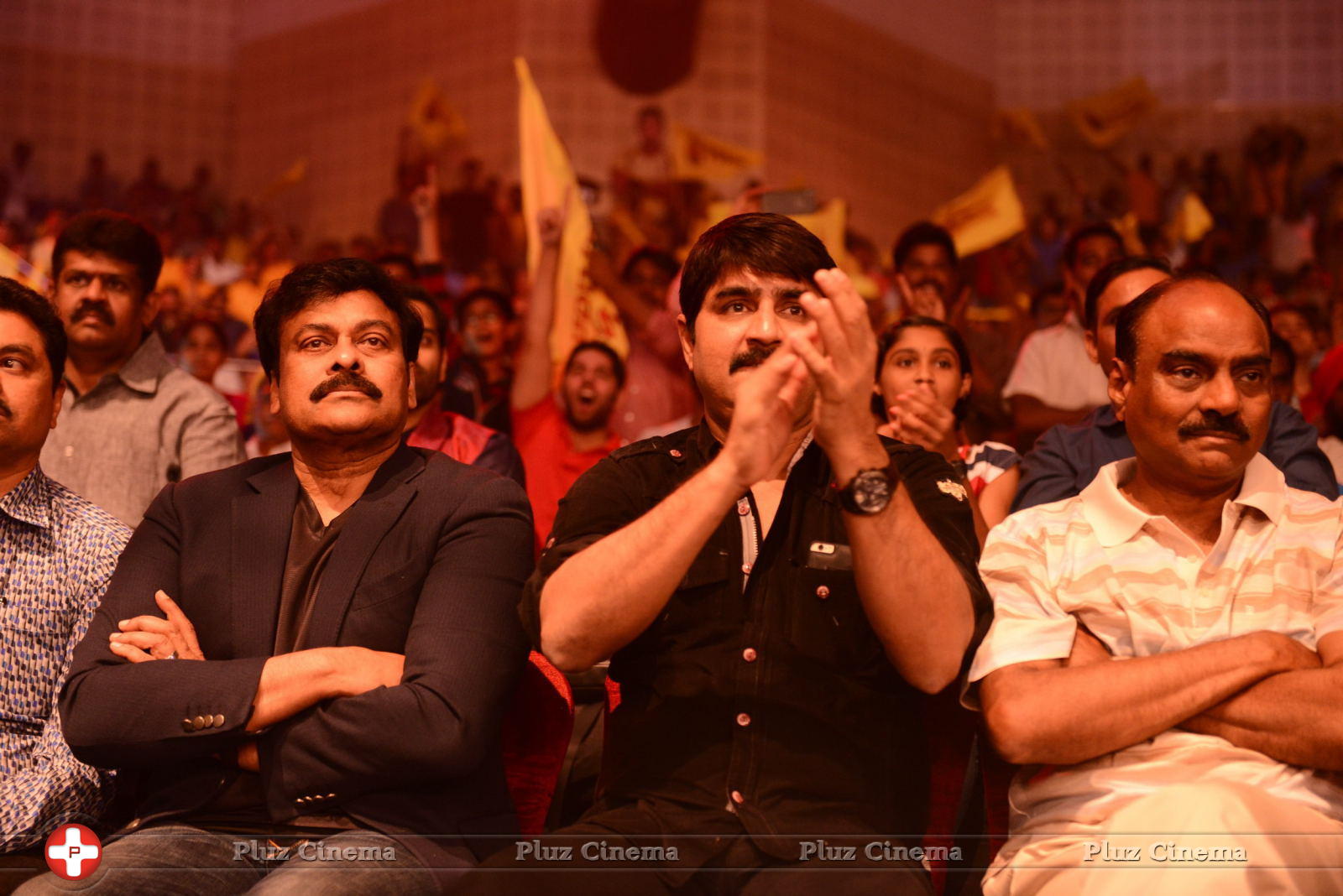 Chiranjeevi and Abhishek Bachchan at PRO Kabaddi Match Photos | Picture 1091414