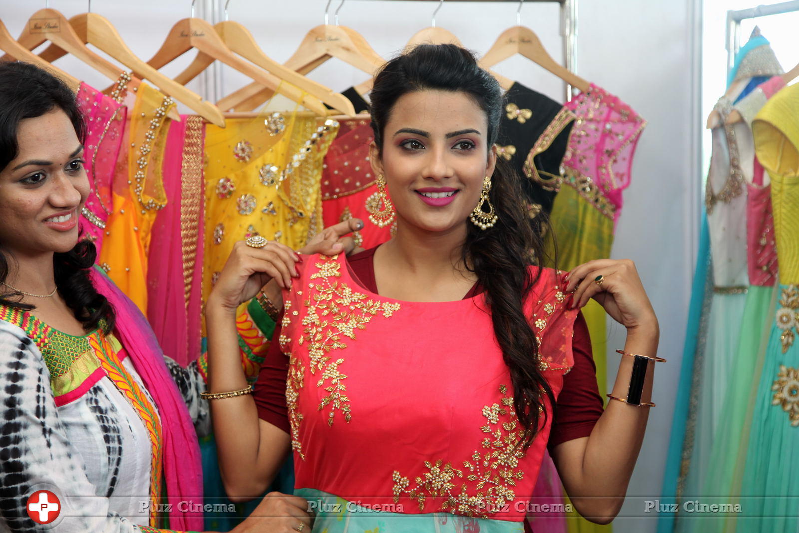 Jyoti Sethi - Actress Jyotii Sethi Inaugurates Styles and Weaves Life Style Expo at Visakhapatnam Photos | Picture 1091703