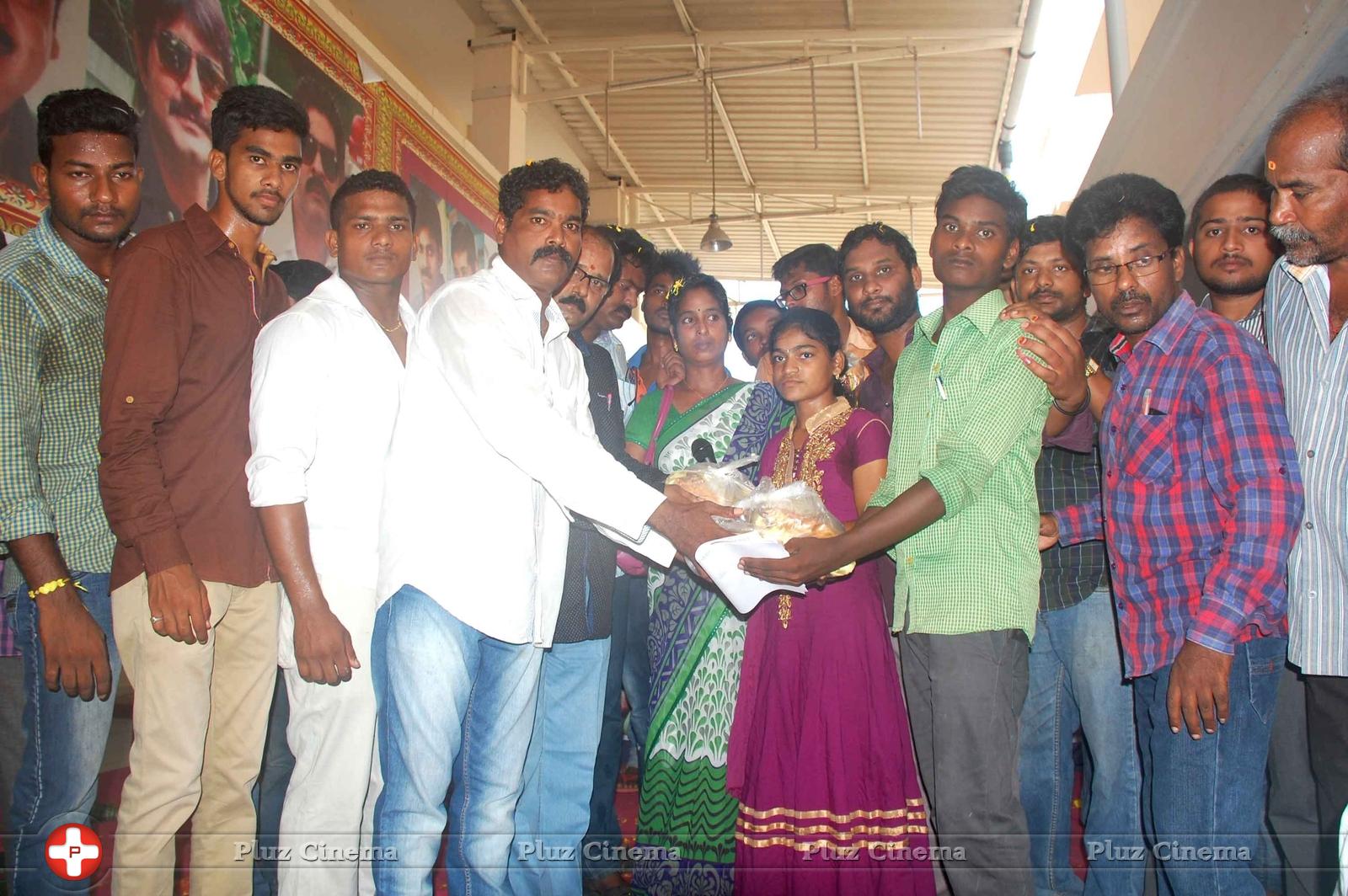 Fans Celebrates Mahesh Babu Birthday Photos | Picture 1093512