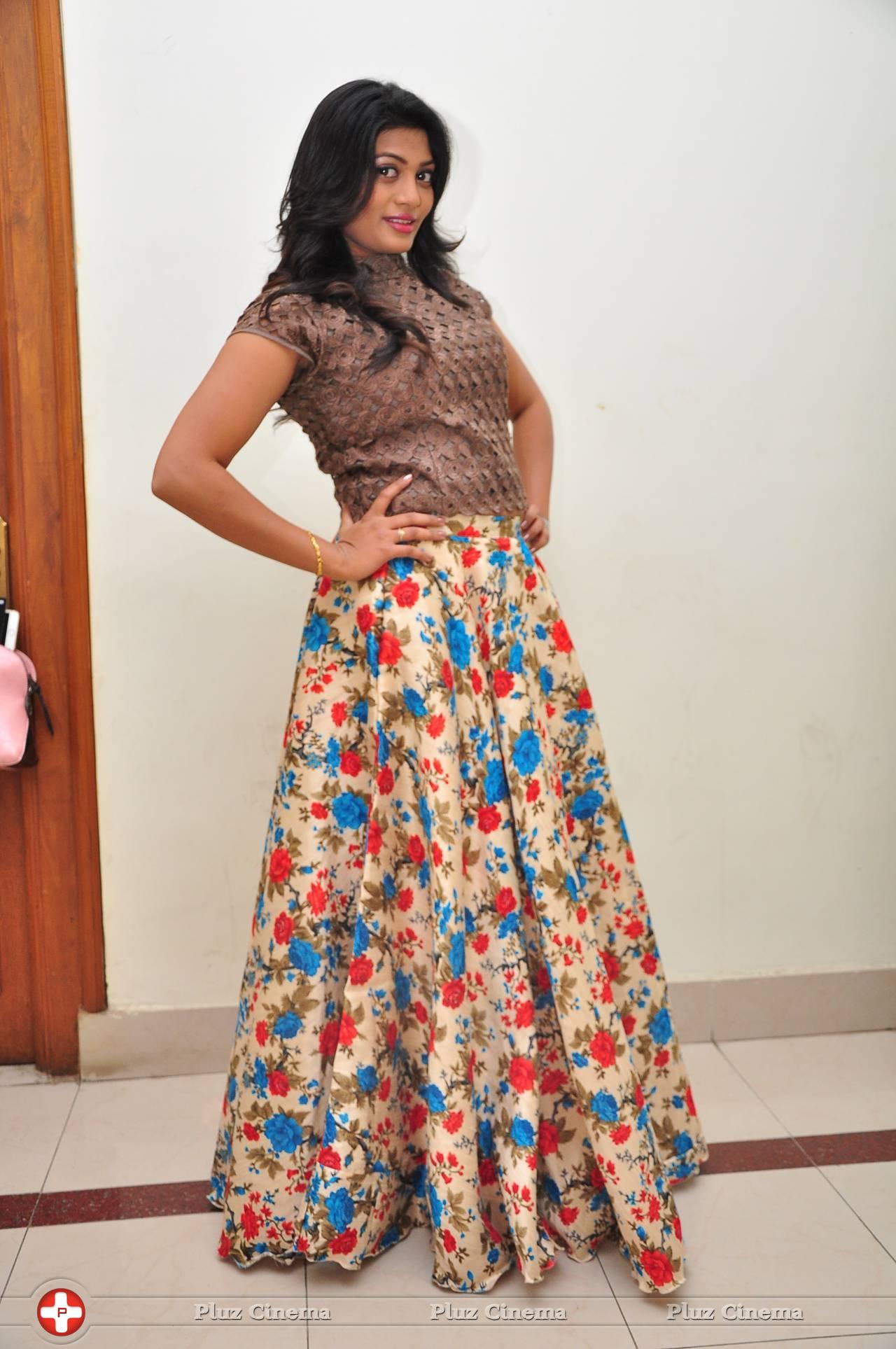 Soumya at Srimanthudu Thanks Meet Stills | Picture 1098669