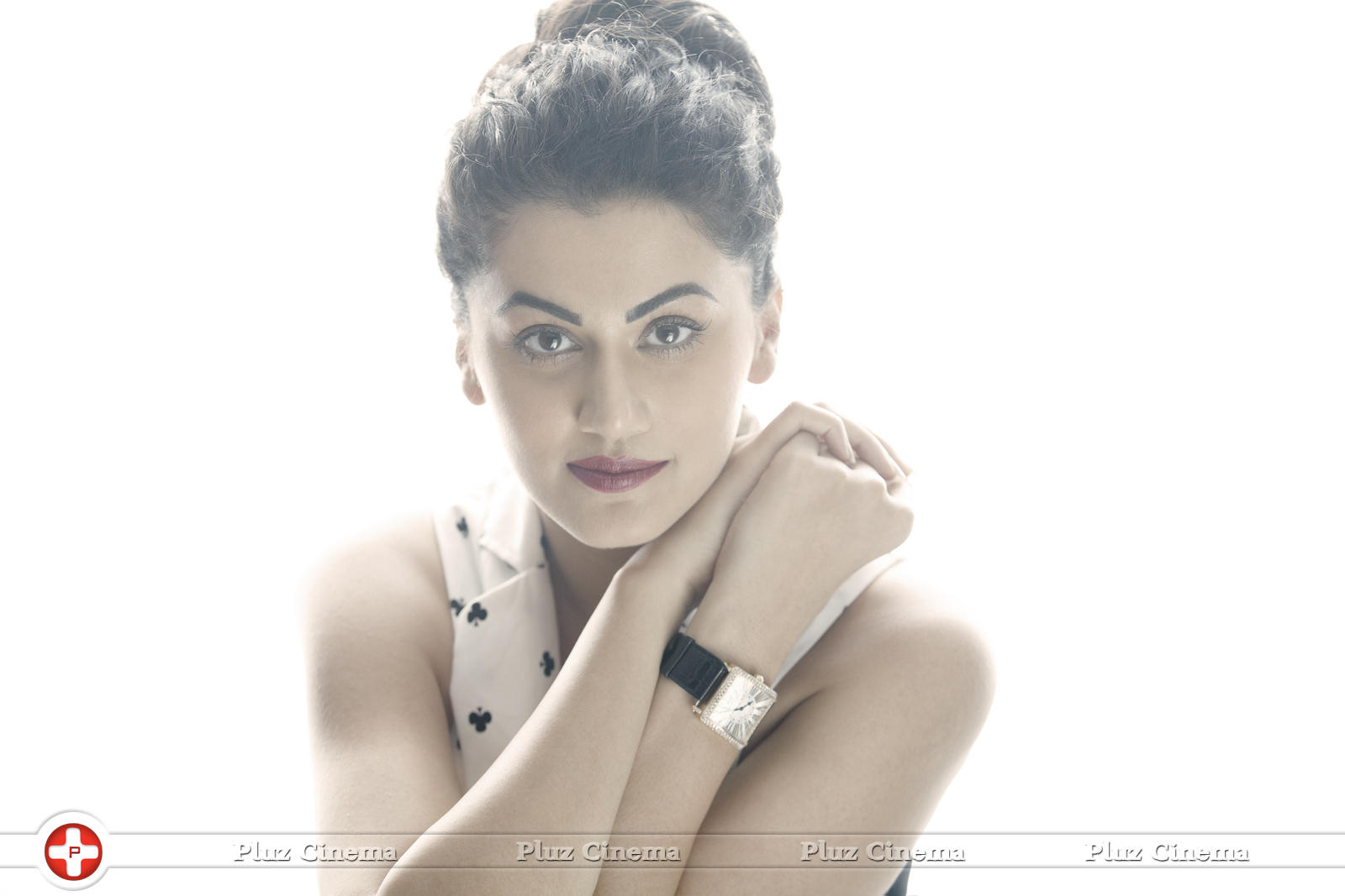 Tapasee Pannu Photoshoot Stills | Picture 1101065