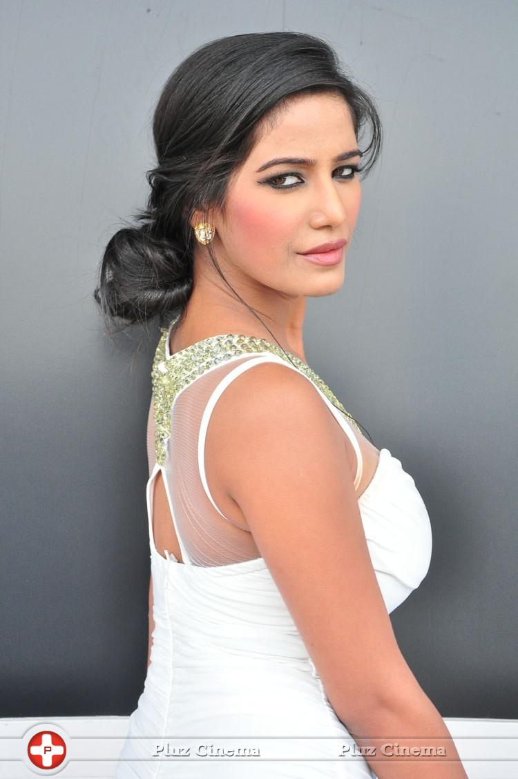 Poonam Pandey at Malini And Co Press Meet Stills | Picture 1105354