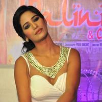 Poonam Pandey at Malini And Co Press Meet Stills | Picture 1105329