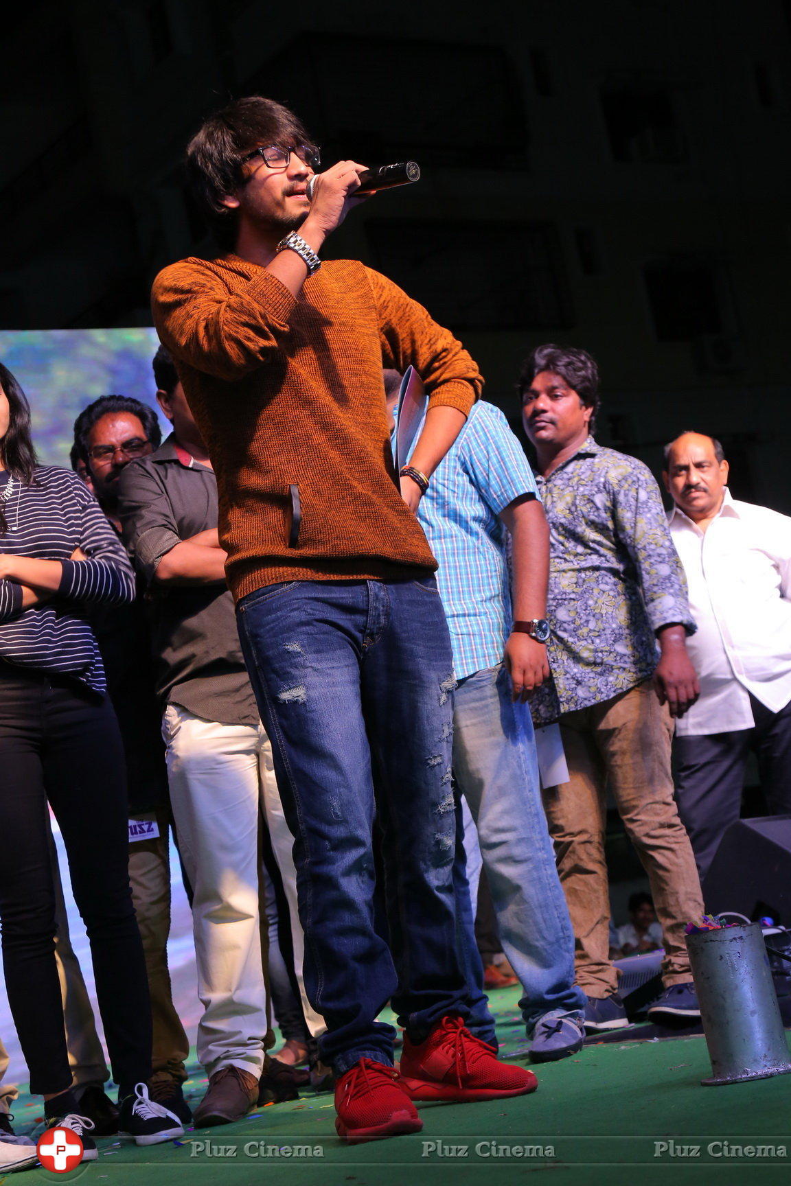 Raj Tarun - Kumari 21F Movie Success Meet at Vijayawada Stills | Picture 1171378