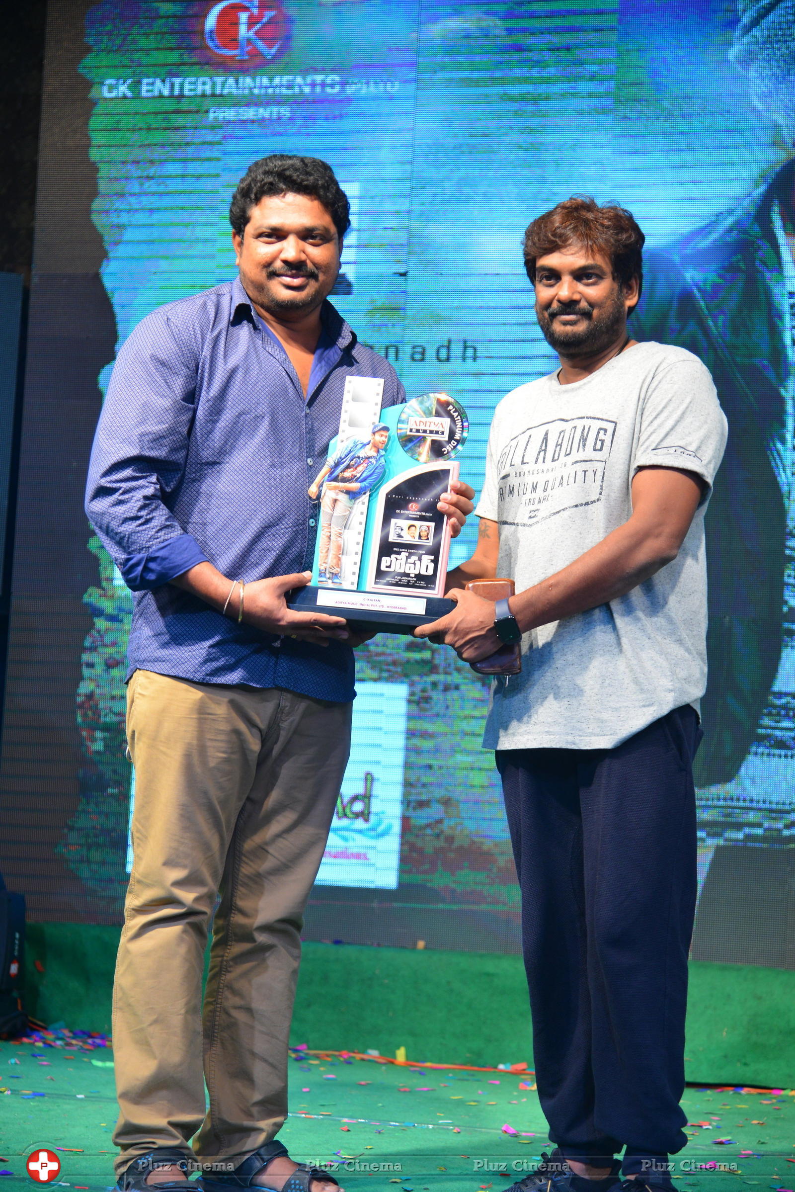 Loafer Movie Platinum Disc Function Photos | Picture 1178217