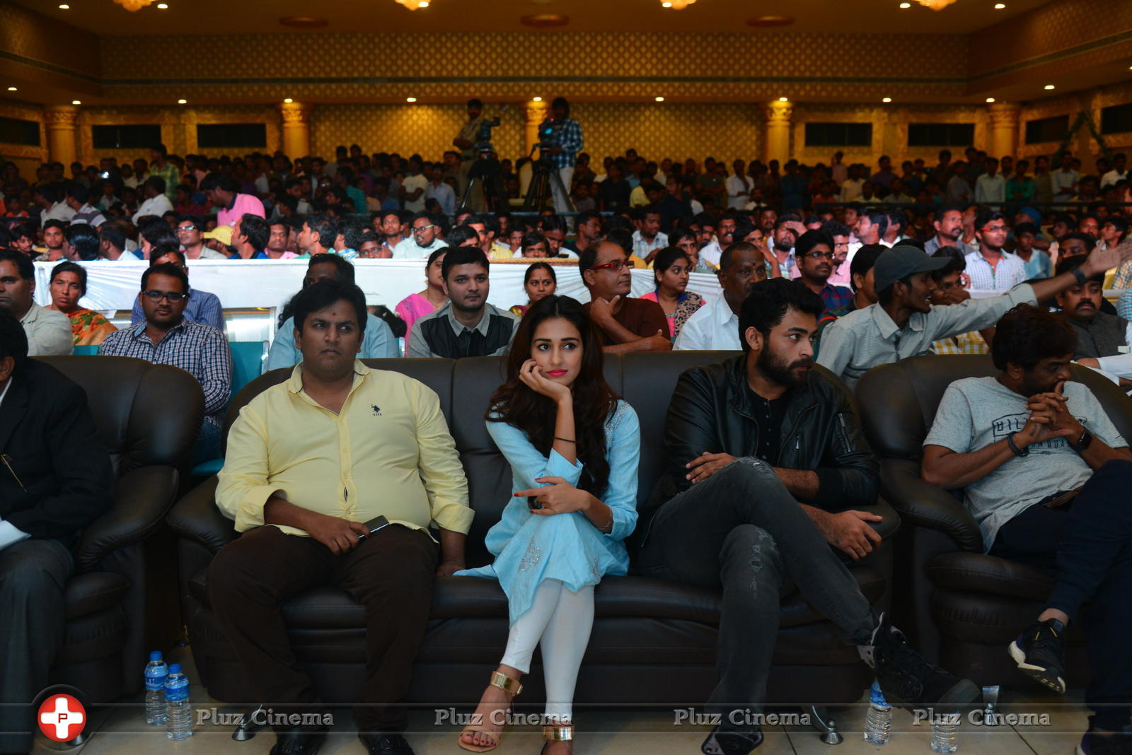 Loafer Movie Platinum Disc Function Photos | Picture 1178235