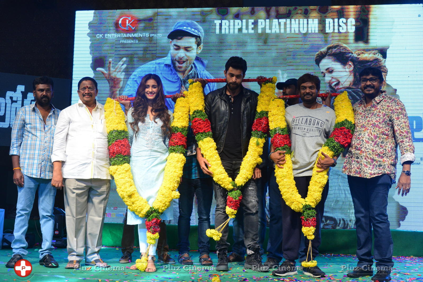 Loafer Movie Platinum Disc Function Photos | Picture 1178266