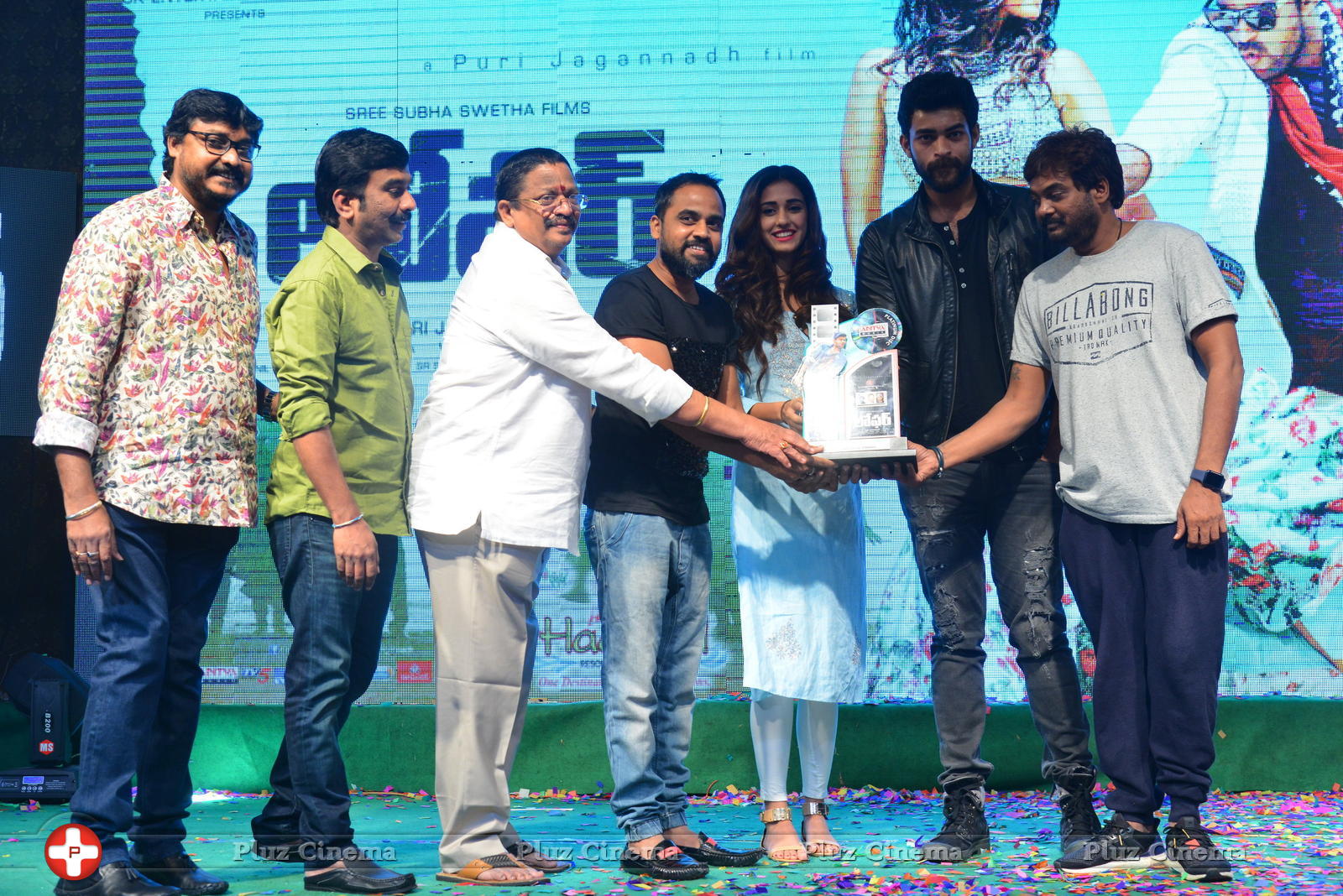 Loafer Movie Platinum Disc Function Photos | Picture 1178276
