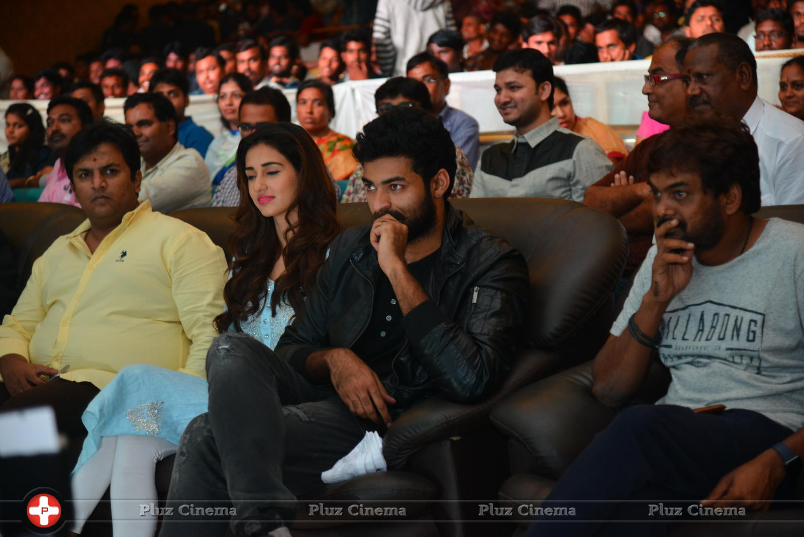 Loafer Movie Platinum Disc Function Photos | Picture 1178305