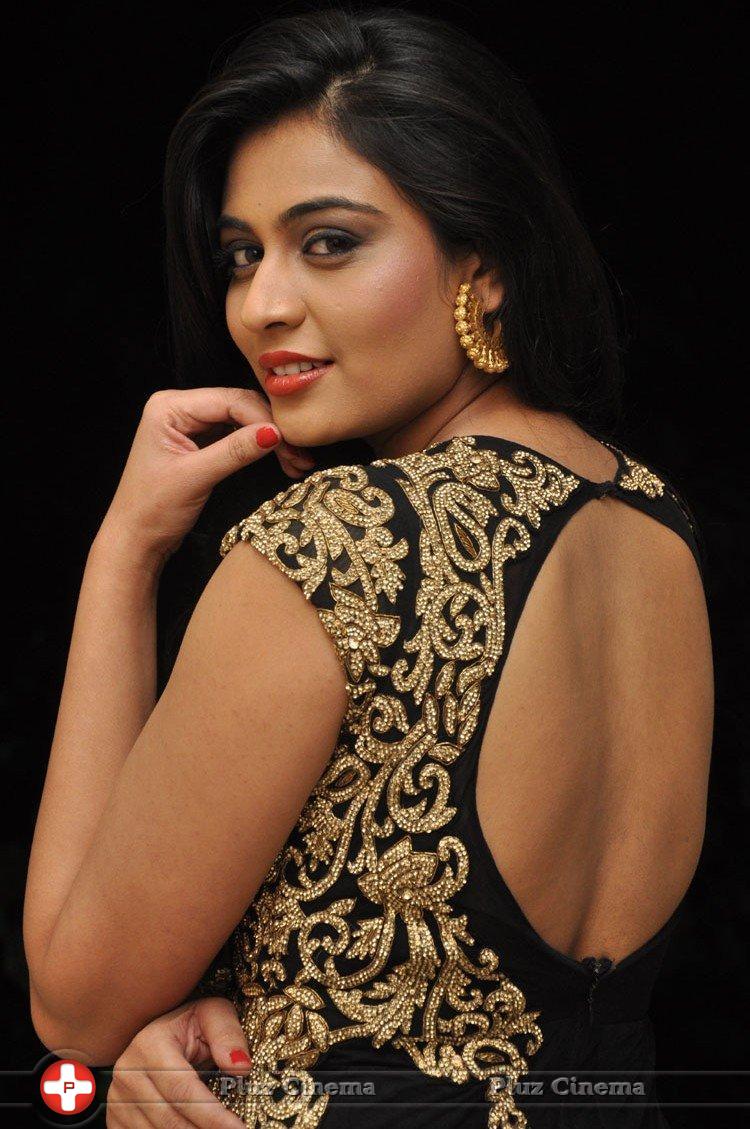 Neha Hinge at Valli Movie First Look Launch Photos | Picture 1179931