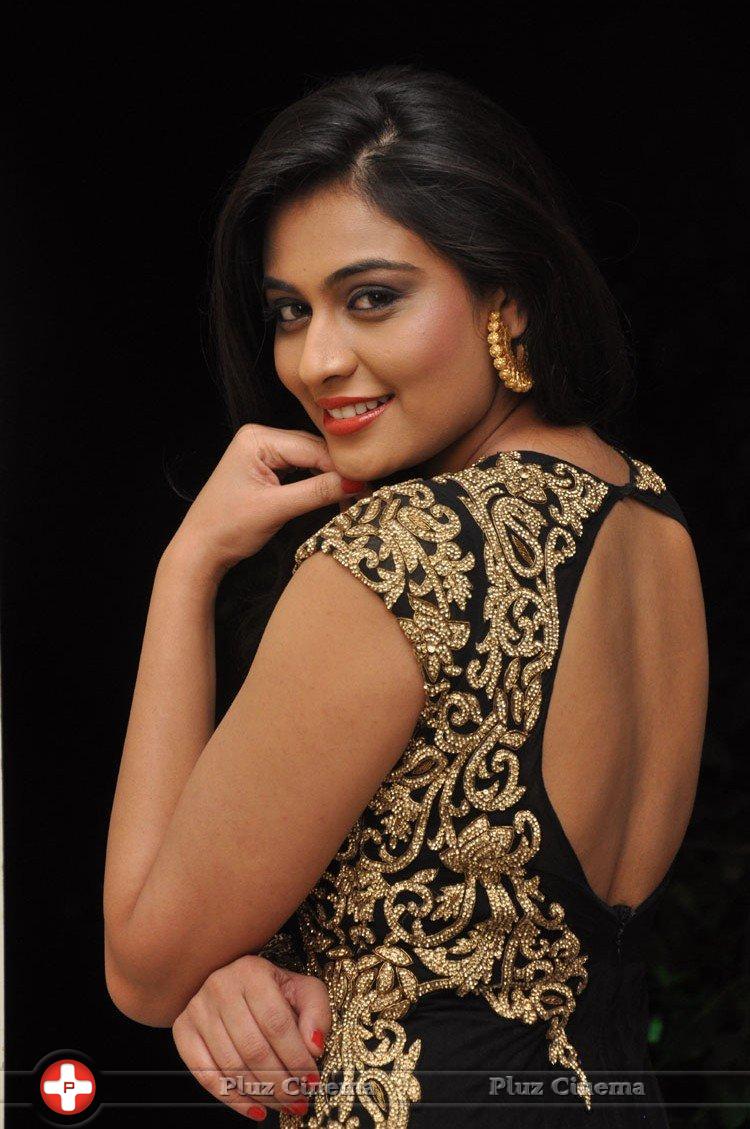 Neha Hinge at Valli Movie First Look Launch Photos | Picture 1179937