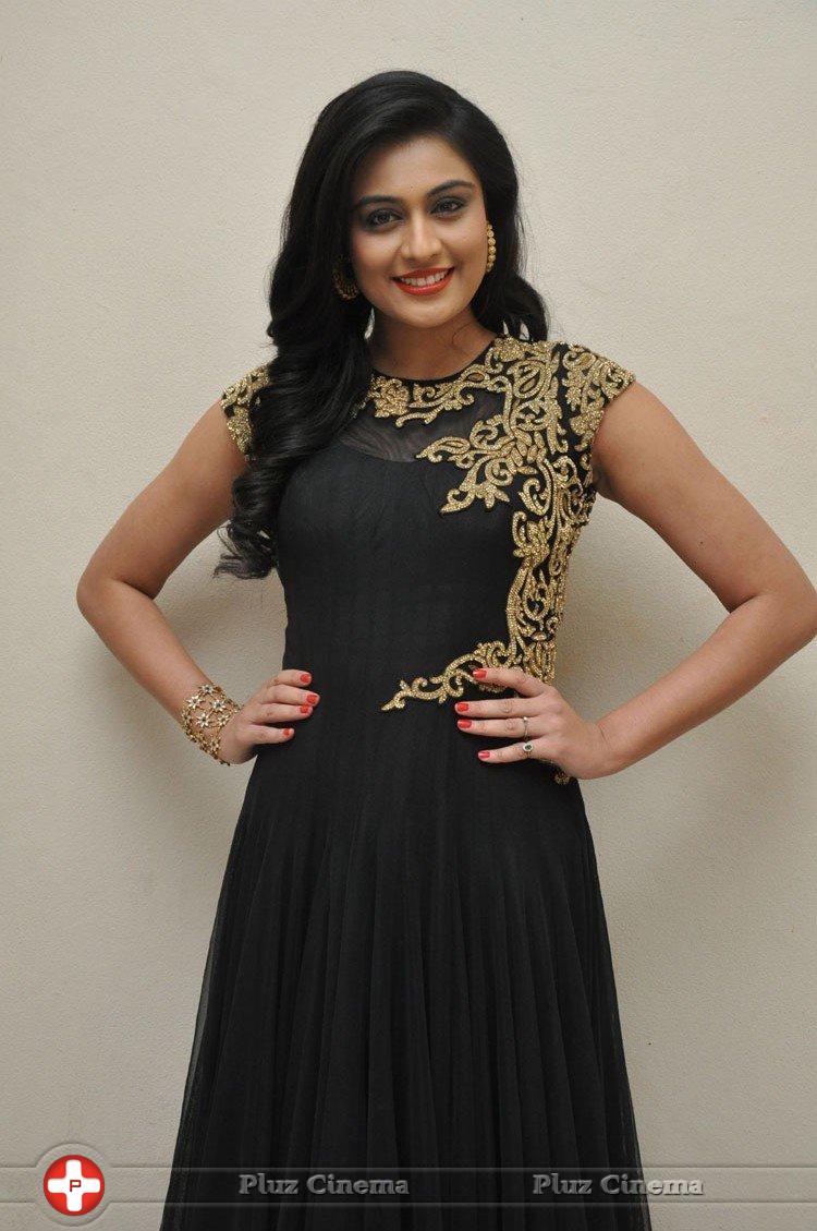 Neha Hinge at Valli Movie First Look Launch Photos | Picture 1179964
