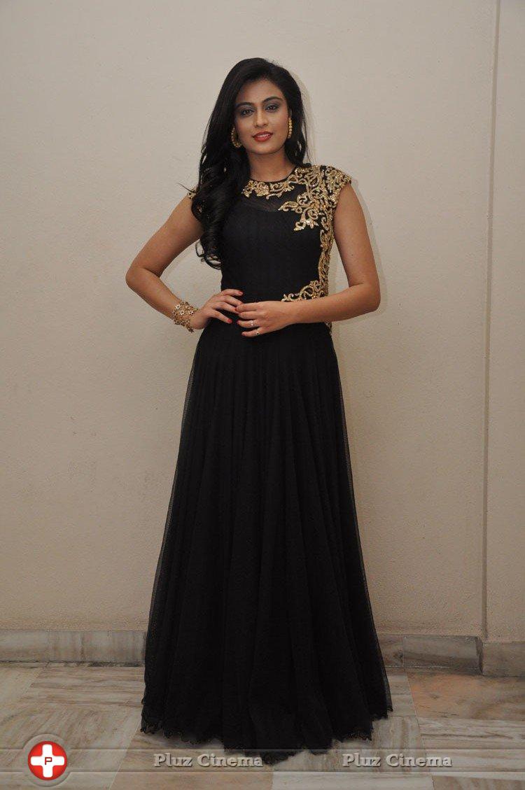 Neha Hinge at Valli Movie First Look Launch Photos | Picture 1179981