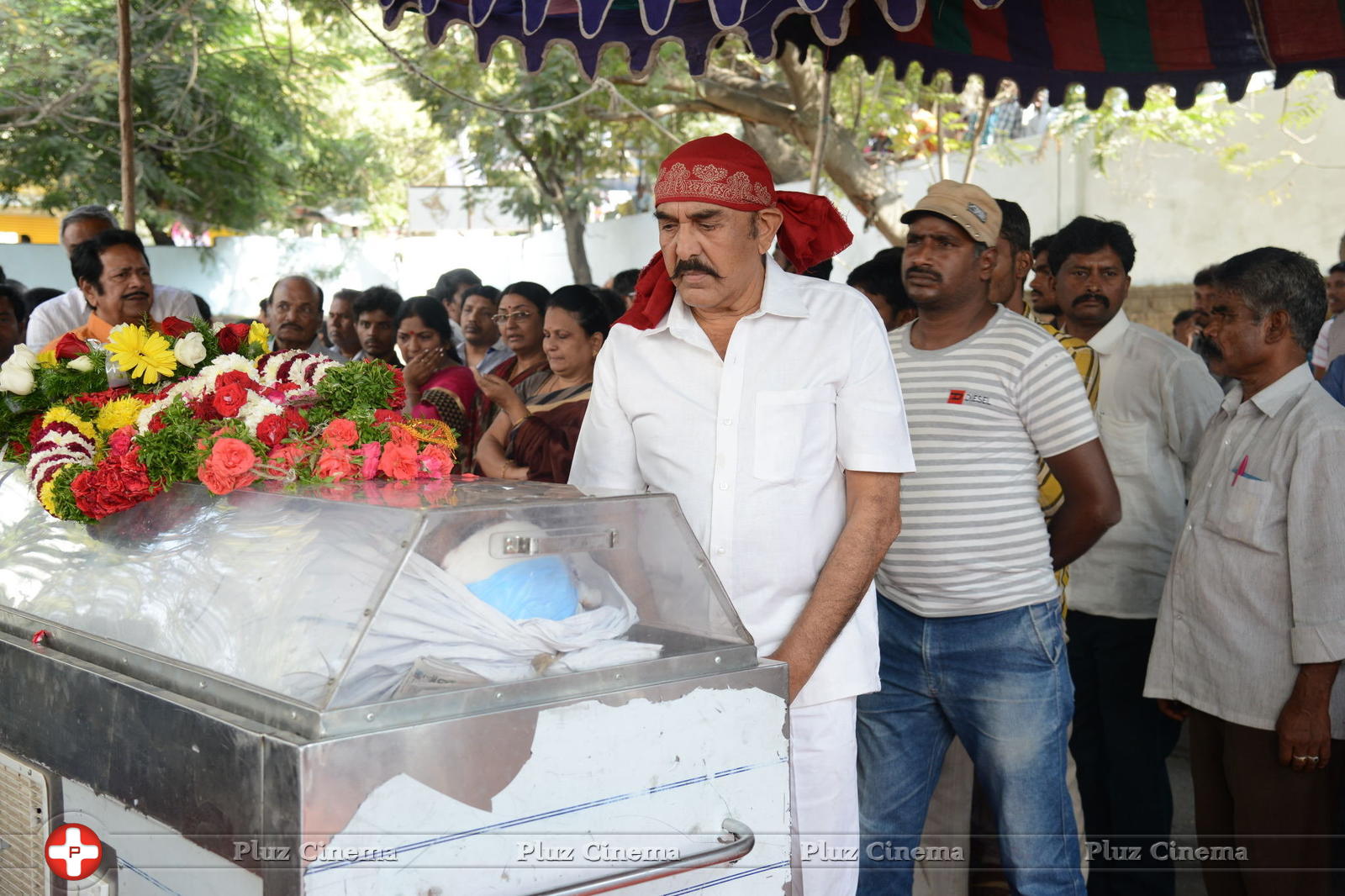 Celebs Pay Homage to Ranganath Photos | Picture 1182574