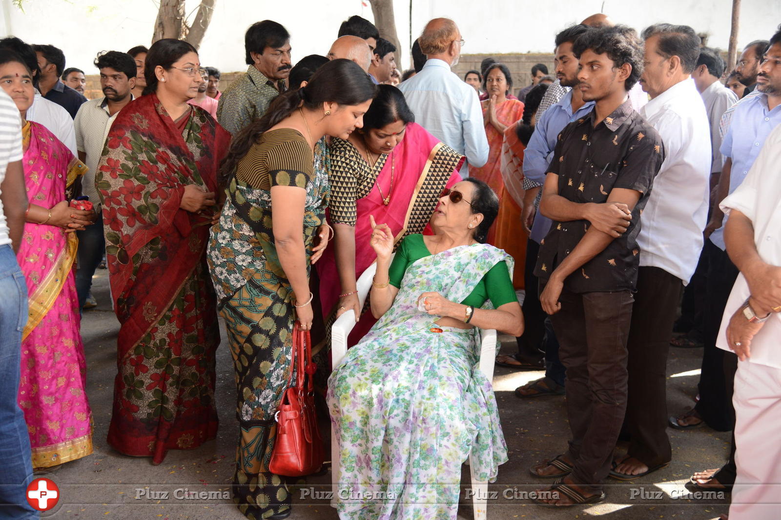 Celebs Pay Homage to Ranganath Photos | Picture 1182598